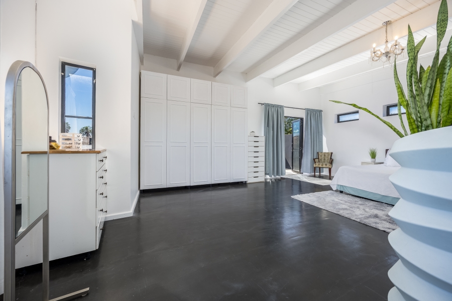 5 Bedroom Property for Sale in Elim Western Cape